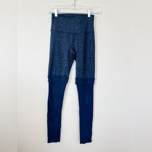 Set of 2 Aerie fleece lined leg warmer leggings Size Small 1 Blue and 1 black